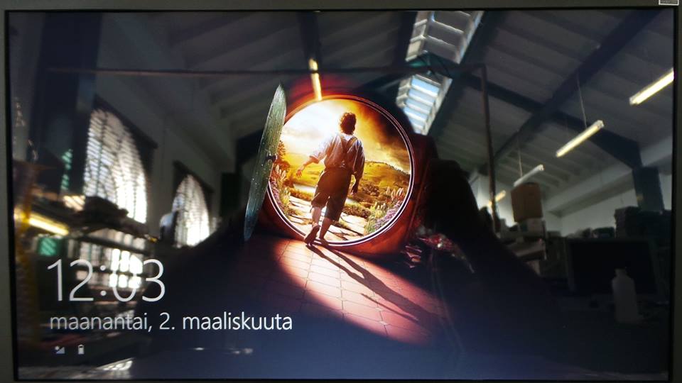 Lenovo G700 Cracked Screen Replacement