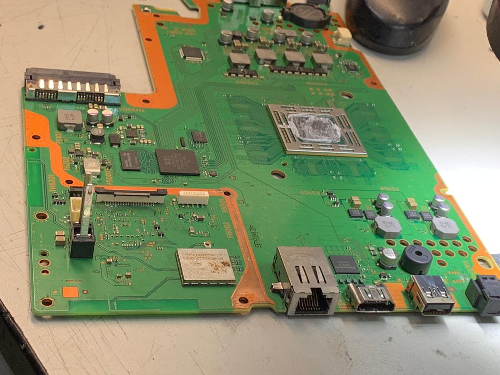 London Sony PlayStation 4 HDMI Port Repair